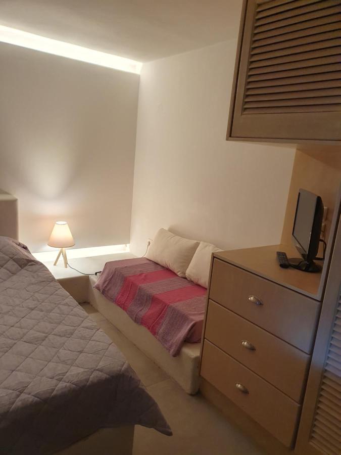 Poros Summer Apartment - Neorio Poros Town エクステリア 写真