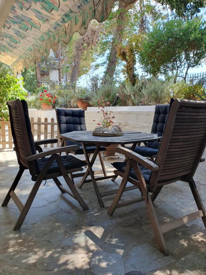 Poros Summer Apartment - Neorio Poros Town エクステリア 写真